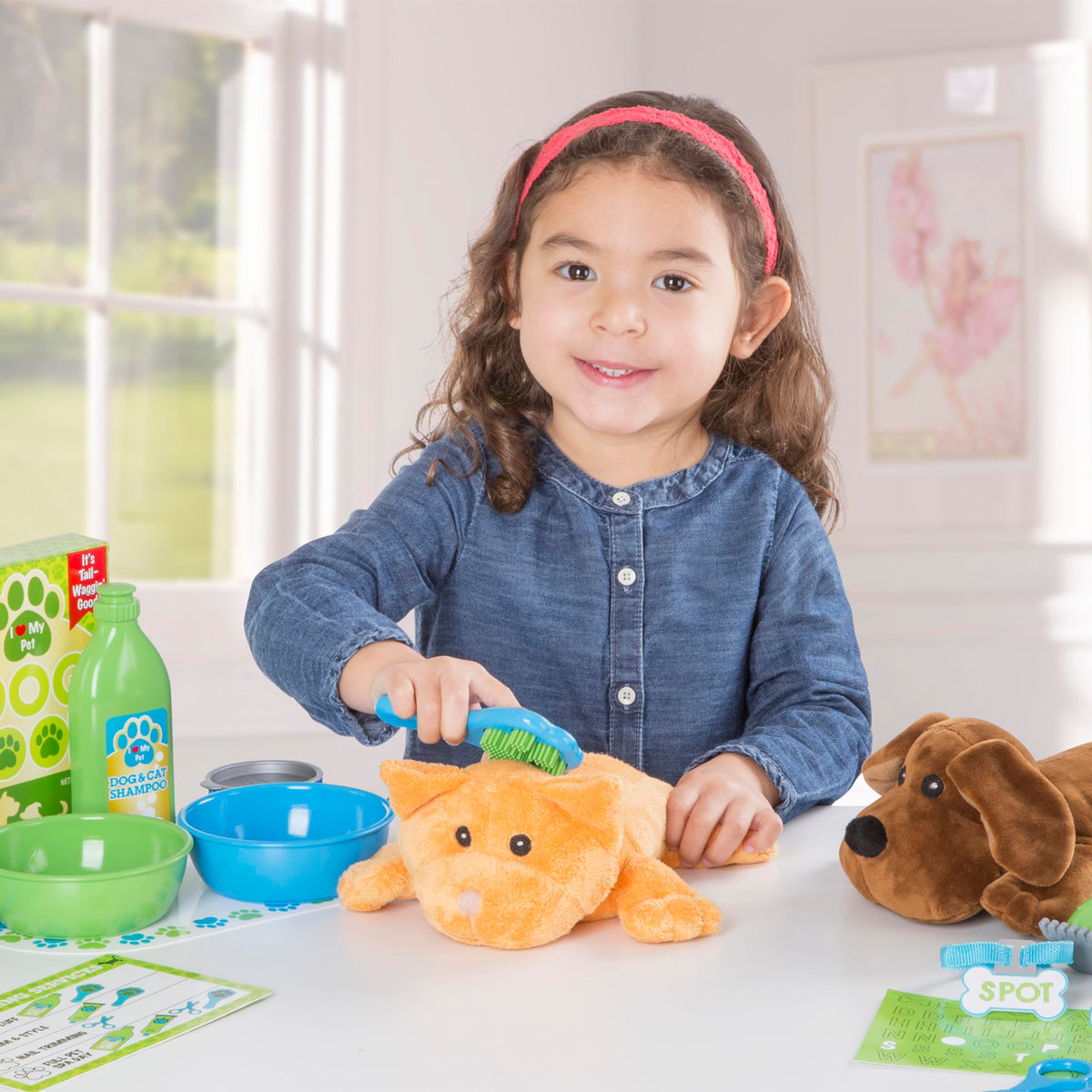 Feeding and Grooming Pet Care Play Set S333709