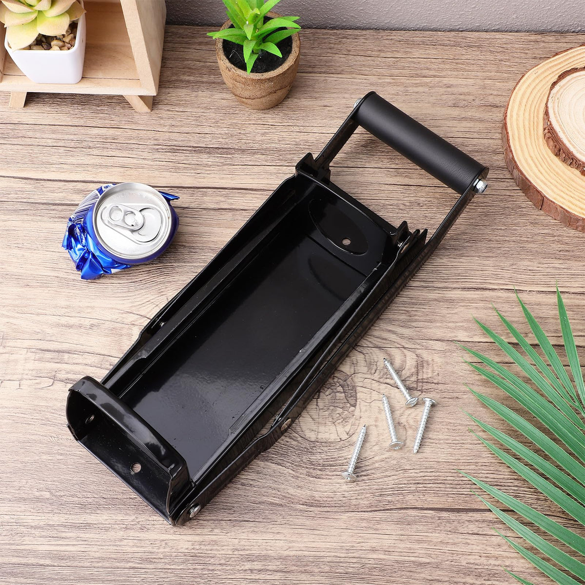 Heavy Duty Wall Mounted Stainless Steel Can Crusher with Built-in Bottle Opener K4024